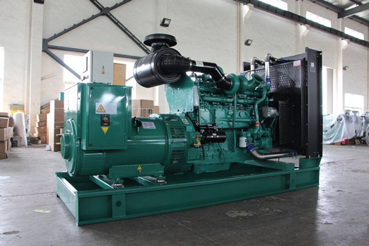 桂平320kw康明斯柴油发电车出租组图片 桂平320kw康明斯柴油发电车出租组图片